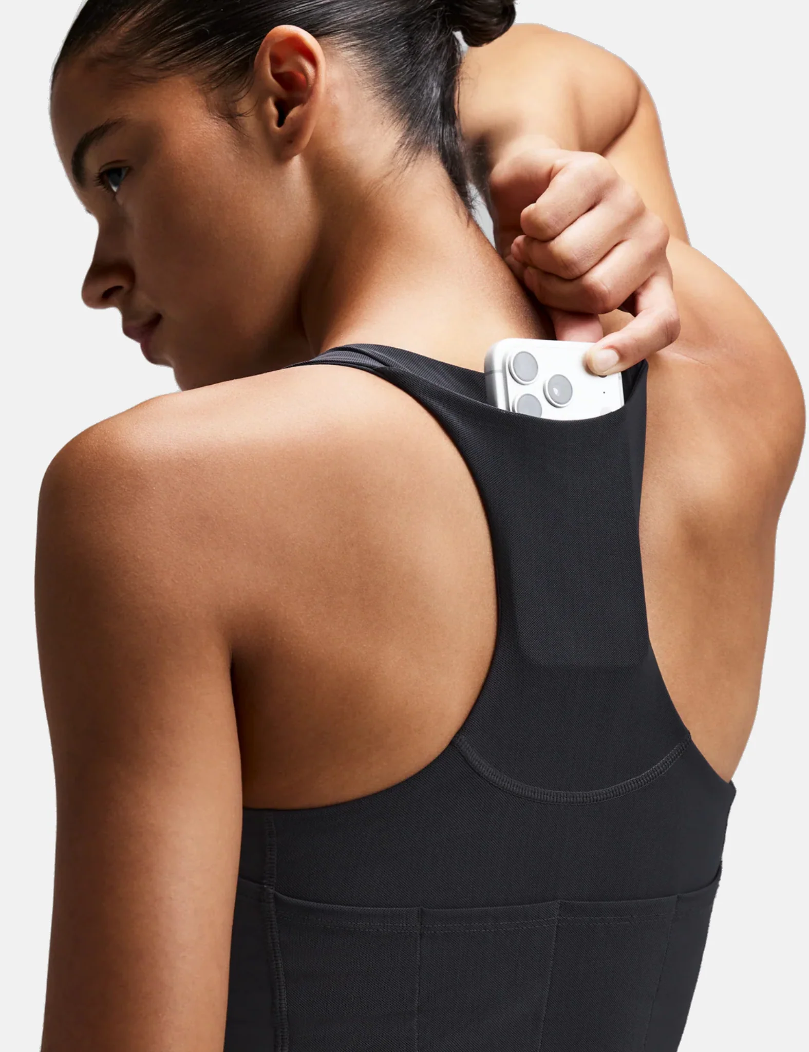 Bandit Women's Vanisher V-Neck Race Crop - Anthracite Grey - Image 3