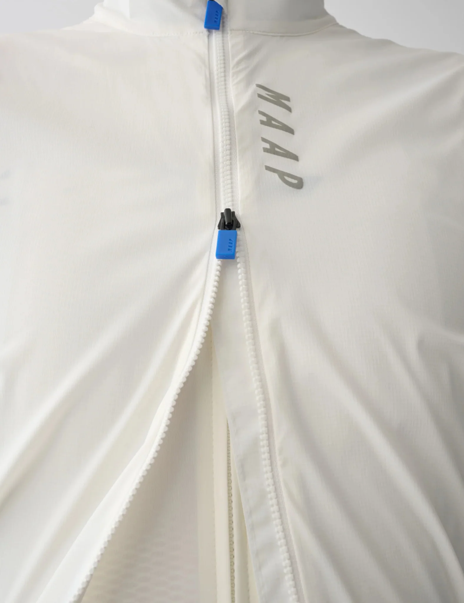 Maap Flow Vest - White - Image 4