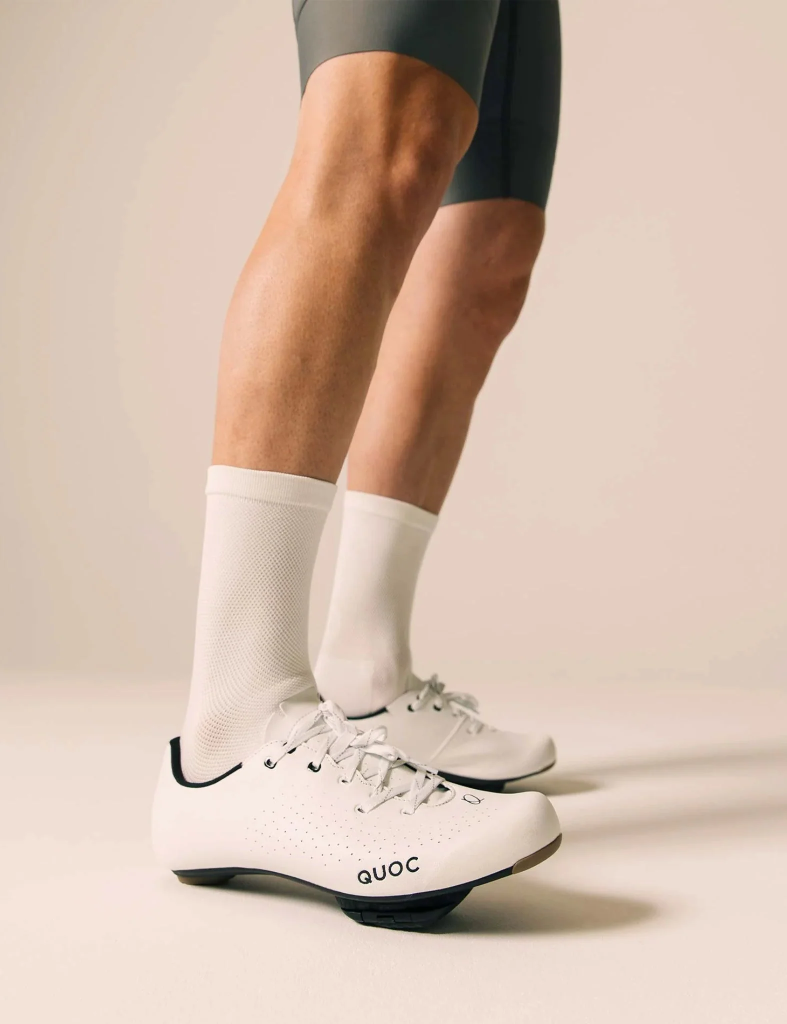 QUOC Escape Road Lace Cycling Shoes - White - Image 2