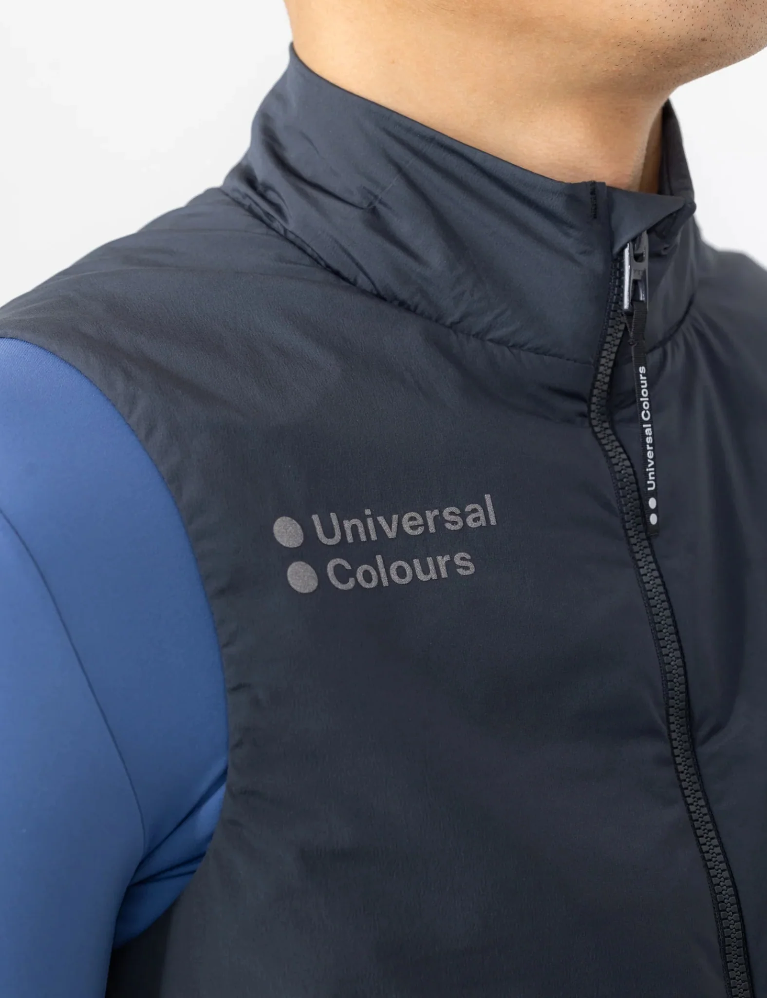 Universal Colours Chroma Insulated Unisex Gilet - Slate Grey - Image 2